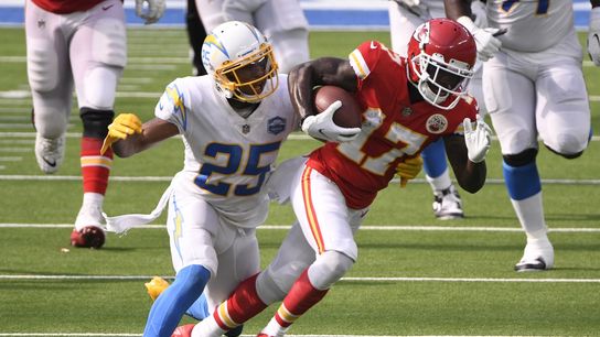 Chargers place CB Harris (foot) on injured reserve (NFL)