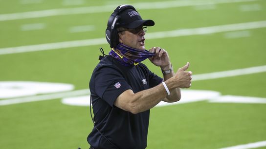 Refs complain to NFL about Harbaugh yelling without mask (NFL)