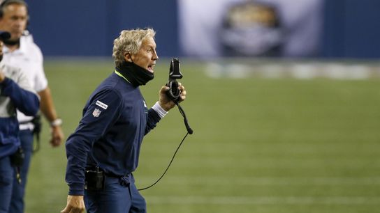 NFL reminds team personnel to wear their masks (NFL)