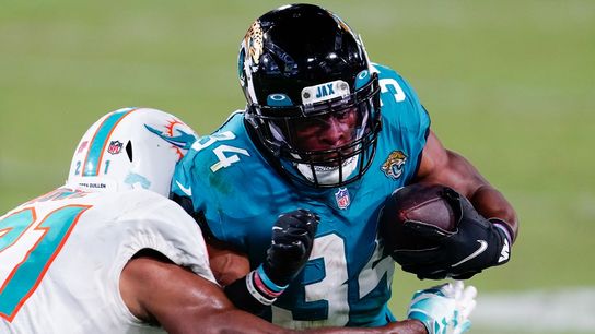 Jaguars place RB Thompson on COVID list (NFL)