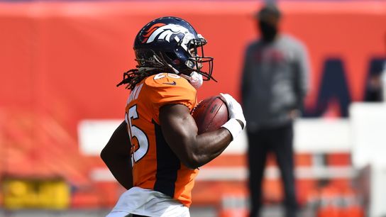 Report: Broncos RB Gordon (strep throat) sidelined (NFL)