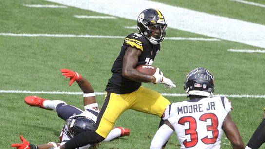 WR Johnson back at practice with Steelers (NFL)