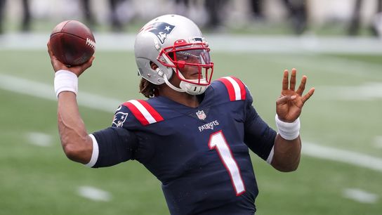 Newton, Gilmore back on the field for Patriots (NFL)