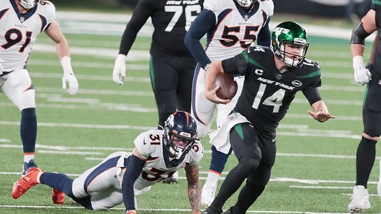 Jets QB Darnold: Lawrence speculation out of my control (NFL)