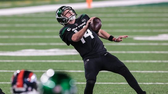 Jets QB Darnold isn't worried about shoulder injury (NFL)