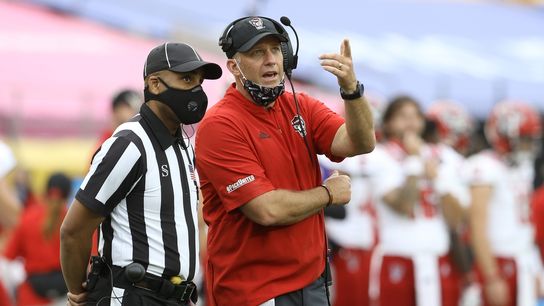 NC State upends No. 21 Liberty on late blocked FG (College Football)