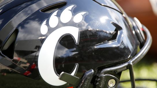 No. 8 Cincinnati's positive tests postpone Tulsa game (College Football)