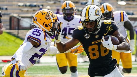 Missouri uses goal-line stand to stun No. 17 LSU, 45-41 (College Football)