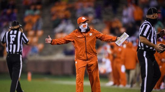 No. 9 Clemson scores early, often in easy win over Miami (College Football)