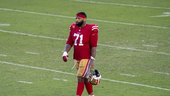 49ers shut down LT Trent Williams with knee issue (NFL)
