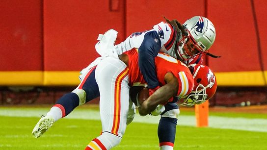 Patriots CB Gilmore (knee) aims to return vs. Texans (NFL)