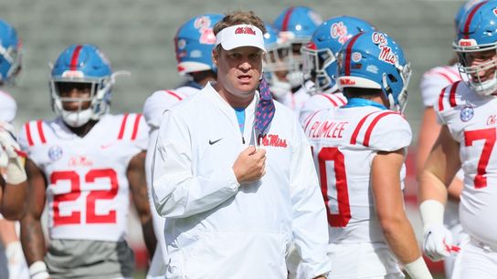 Ole Miss extends Kiffin's contract (College Football)