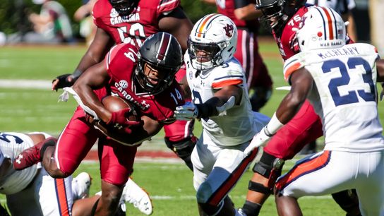 South Carolina spots Auburn 14-0 lead, rallies to win (College Football)