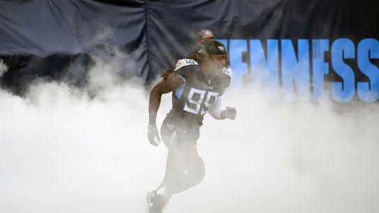 Report: Clowney done for season after meniscus surgery (NFL)