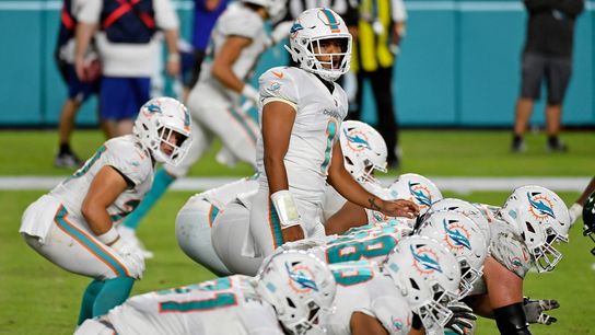 Tagovailoa debuts as Miami's main man vs. Rams (NFL)