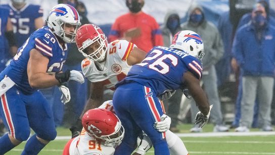 Edwards-Helaire, Chiefs run past Bills (NFL)