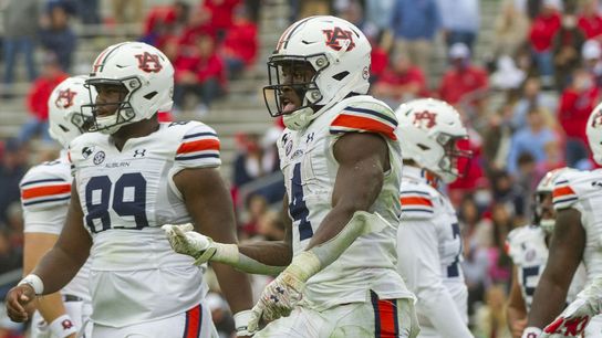 QBs in spotlight when Auburn hosts rival LSU (College Football)