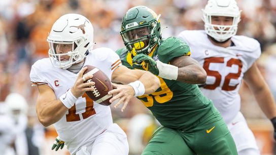 Ehlinger, Texas hold off Baylor in 27-16 win (College Football)