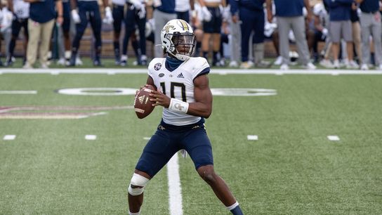 Book, No. 4 Notre Dame face Sims, Georgia Tech (College Football)