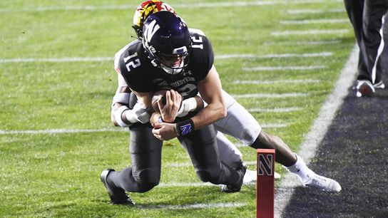 Coming off big win, Northwestern visits Iowa (College Football)