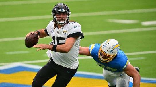 Report: Jags' Minshew has fractures, strained ligament in thumb (NFL)