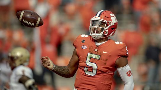 No. 1 Clemson shorthanded for clash with No. 4 Notre Dame (College Football)