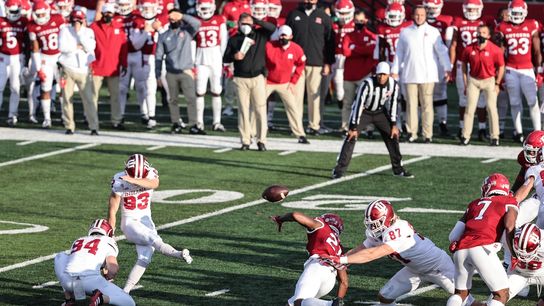 No. 17 Indiana wins at Rutgers behind Penix's four touchdowns (College Football)