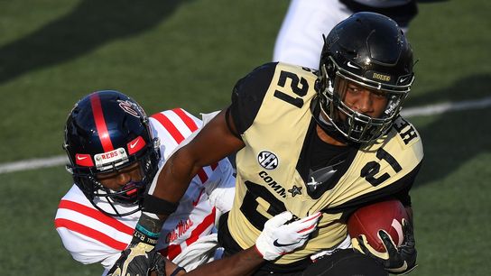 Corral (6 TDs) leads Ole Miss to rout of Vanderbilt (College Football)