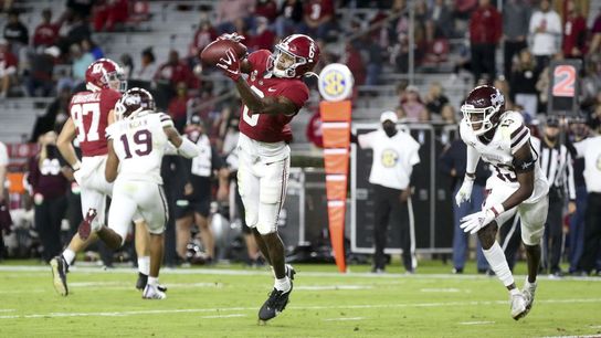 Smith catches 4 TDs, No. 2 Alabama throttles Miss. State (College Football)