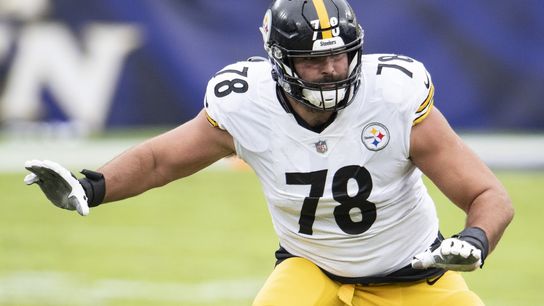 Reports: Ravens sign veteran LT Alejandro Villanueva (NFL)