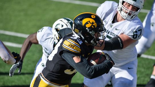 Iowa pounds past Michigan State, 49-7 (College Football)