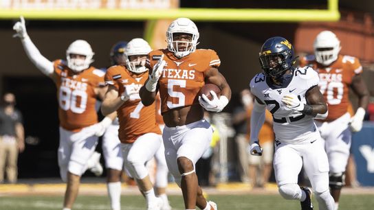 Ehlinger, late stops carry No. 22 Texas past West Virginia (College Football)