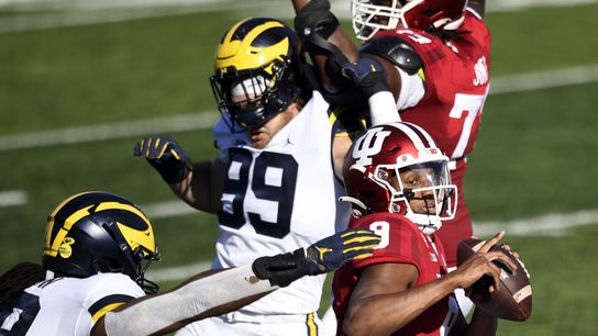 Hoosiers try to live up to No. 10 ranking, face MSU (College Football)