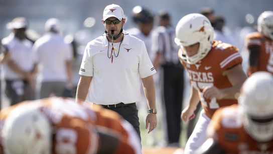Texas QB Jackson enters transfer portal (College Football)