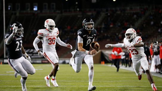 No. 7 Cincinnati faces struggling East Carolina next (College Football)