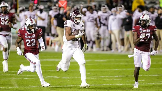 Mond leads No. 7 Texas A&M to rout of South Carolina (College Football)