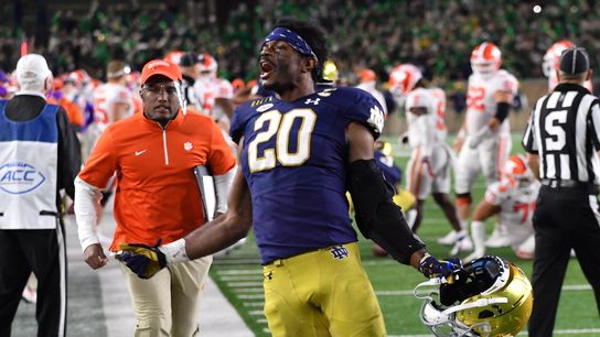 Top 25 roundup: No. 4 Notre Dame downs No. 1 Clemson in 2OT (College Football)