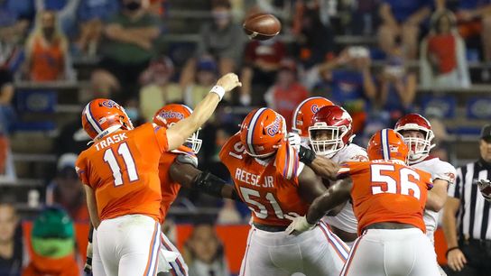 Trask tosses 6 TDs, No. 6 Gators rout Arkansas (College Football)
