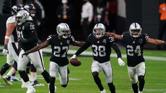 Five turnovers fuel Raiders in rout of Broncos (NFL)