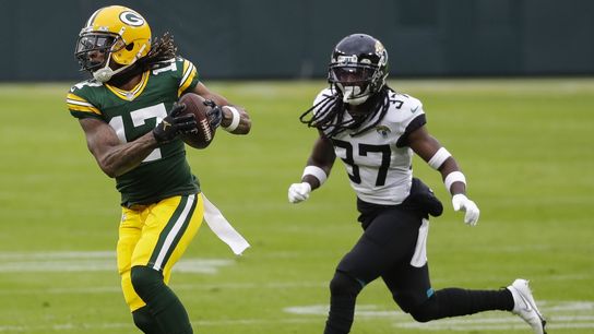 Packers WR Adams misses practice, plans to play Sunday (NFL)