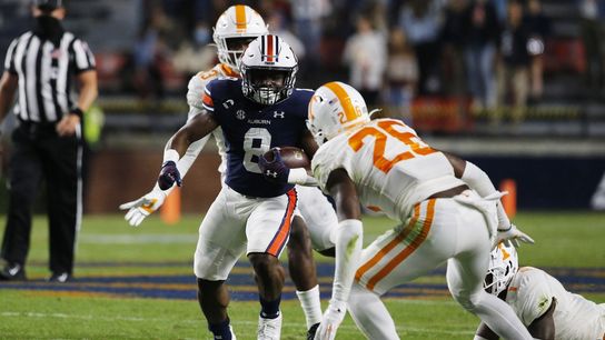 No. 23 Auburn shakes off sleepy start, tops Tennessee (College Football)