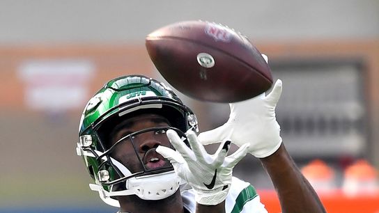Jets WR Mims away from team for personal matter (NFL)