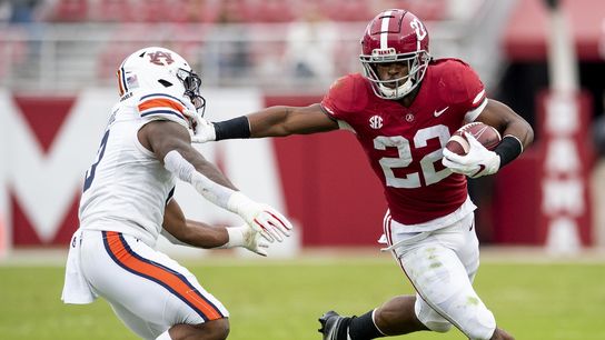 No changes atop CFP rankings (College Football)