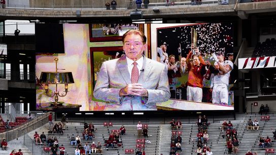Role Tide: Saban back to coach at LSU (College Football)
