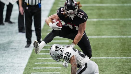 Falcons hammer Raiders thanks to five turnovers (NFL)