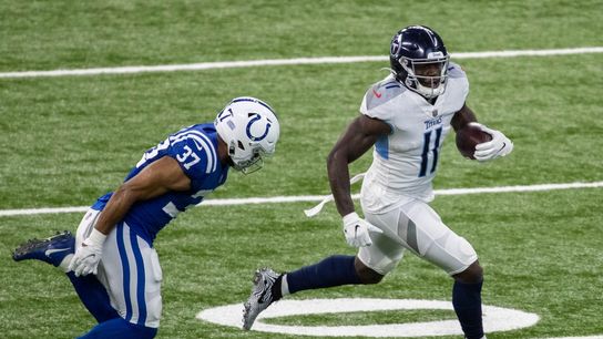 Henry’s 3 TDs help Titans top Colts, take over first place (NFL)