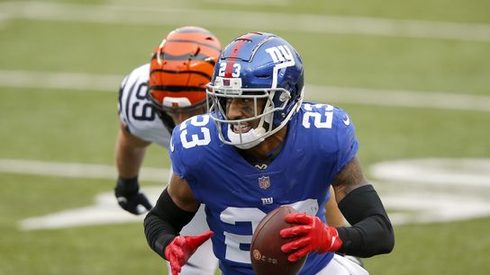 DB Ryan, Giants agree to three-year contract (NFL)
