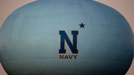 Navy offers reprieve to one coach, another out over lack of vax (College Football)