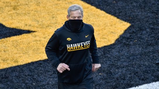 Iowa coach Ferentz tests positive for COVID-19 (College Football)