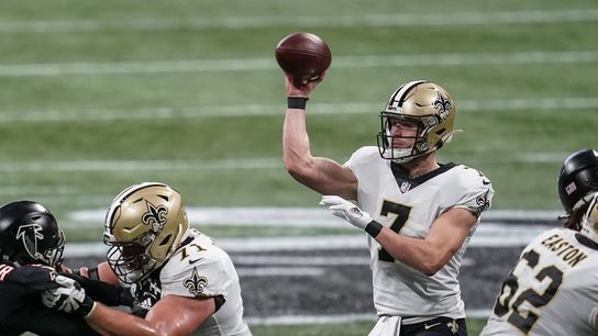 Hill, Kamara pace streaking Saints past Falcons (NFL)